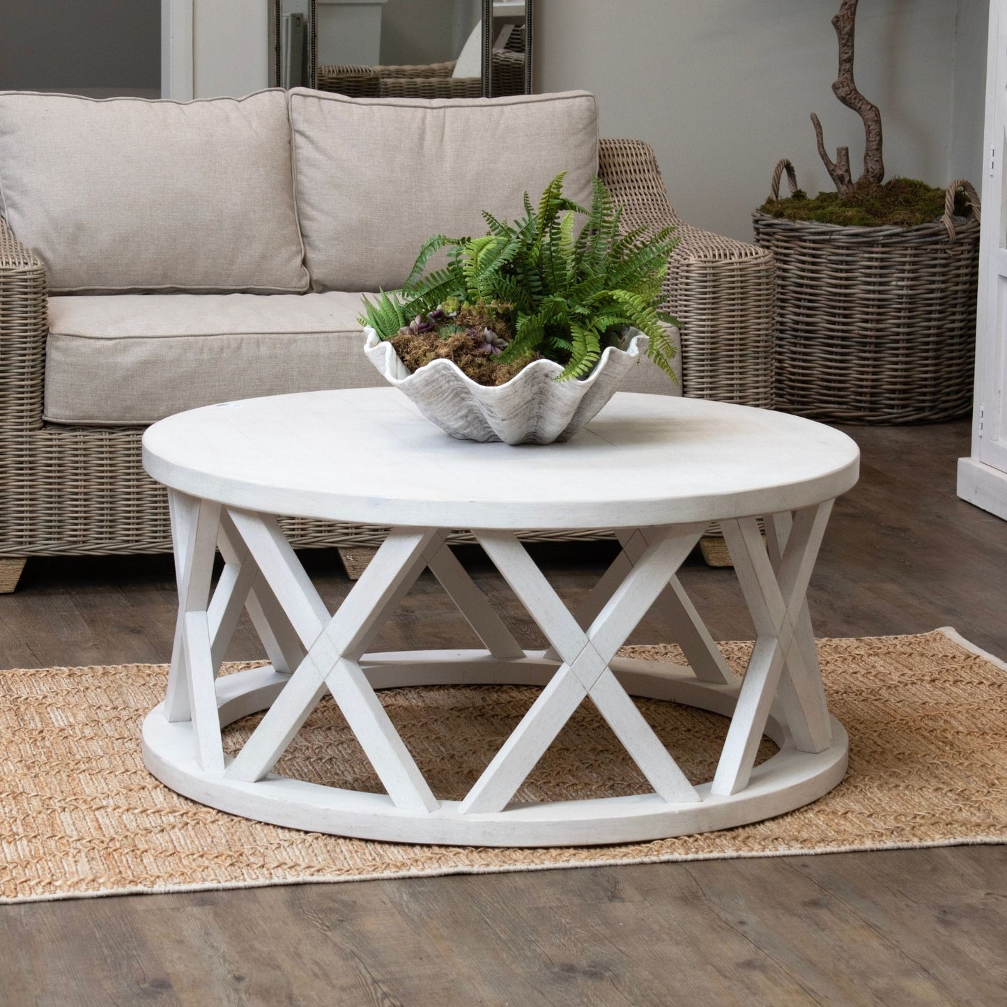 Round White Wash Lattice Coffee table